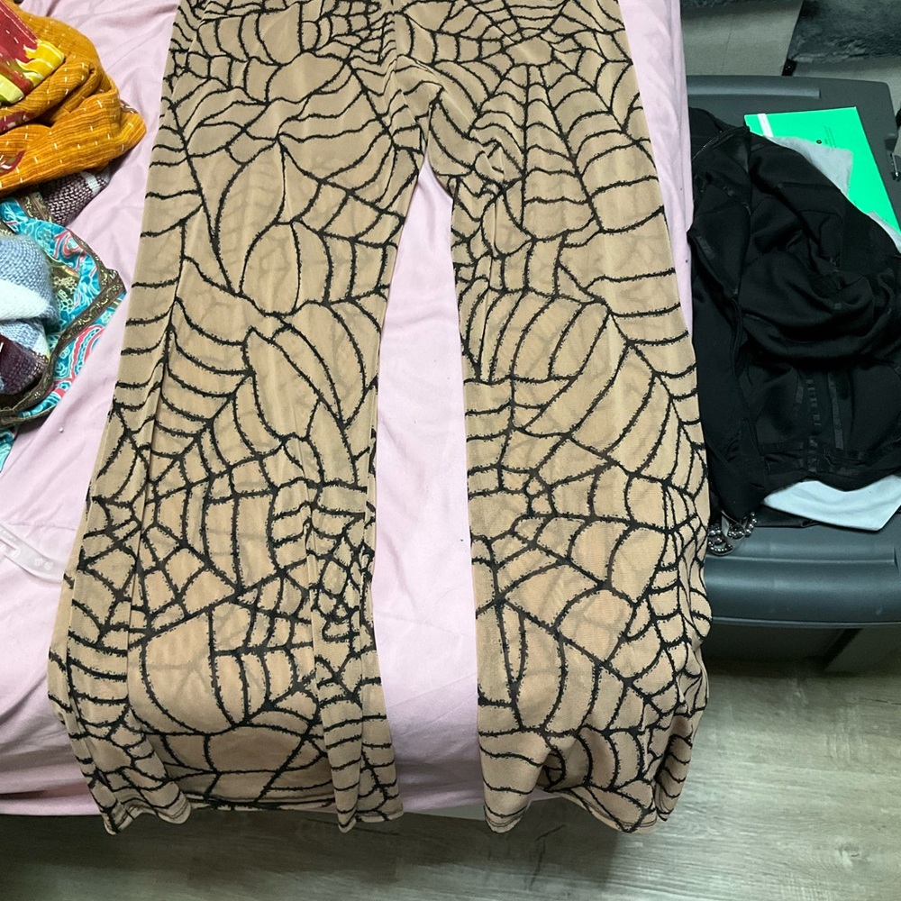 Zenobia Beige Trousers with Black Pattern